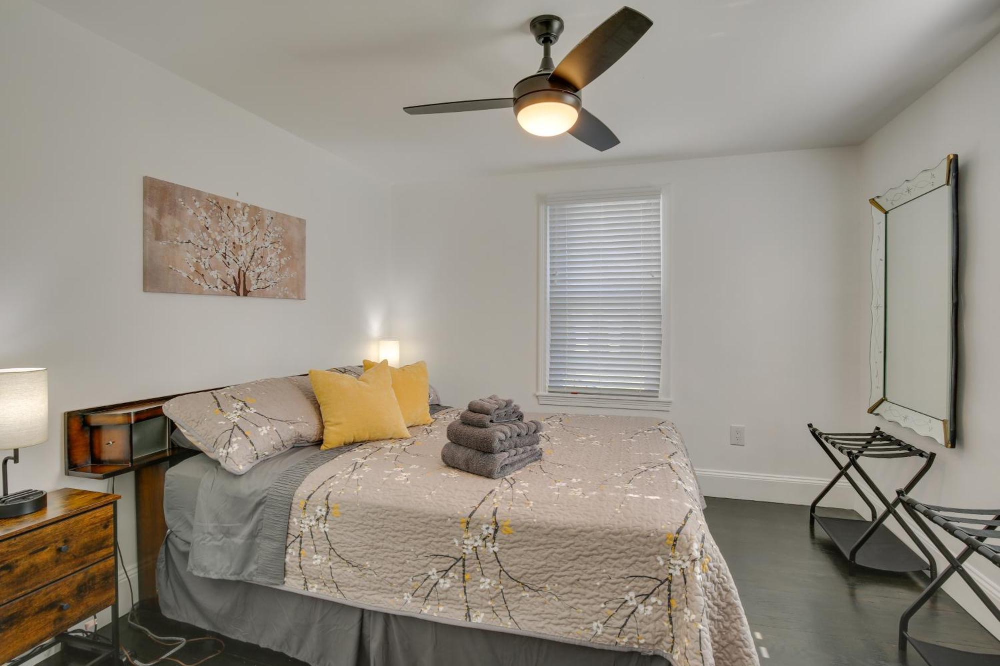 The Peaceful Post Kingston Vacation Rental Exteriör bild